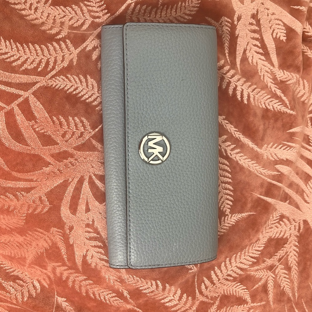 Michael Kors blue pebble wallet